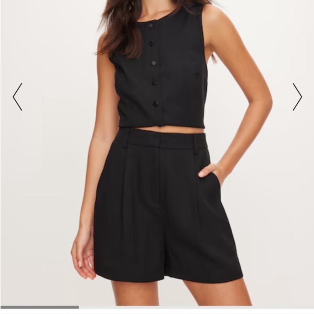 Oak + fort high Rise Blk tailored  short